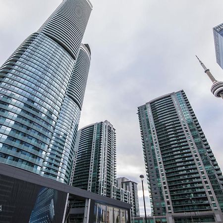 Marvelous Apartments In The Heart Of Торонто Экстерьер фото