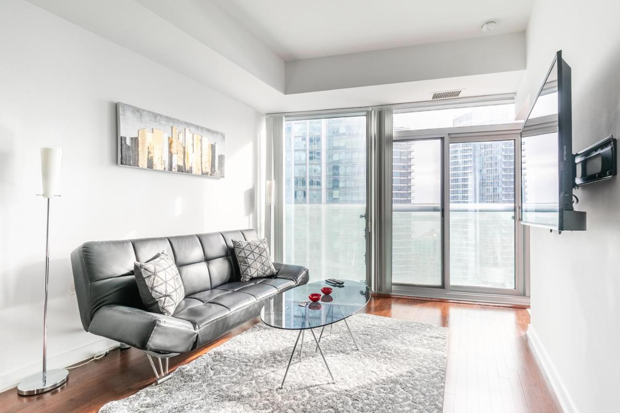 Marvelous Apartments In The Heart Of Торонто Экстерьер фото