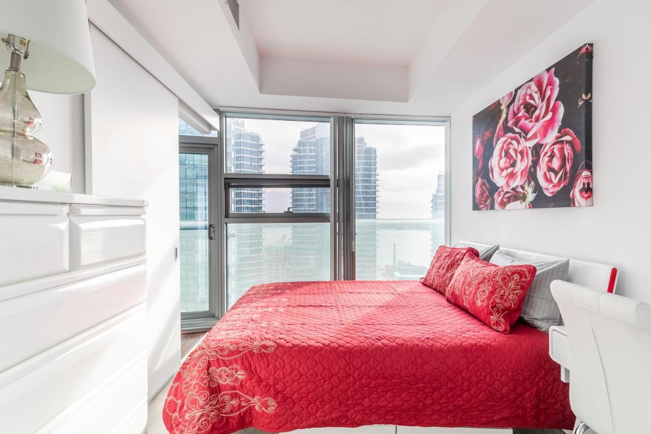 Marvelous Apartments In The Heart Of Торонто Экстерьер фото
