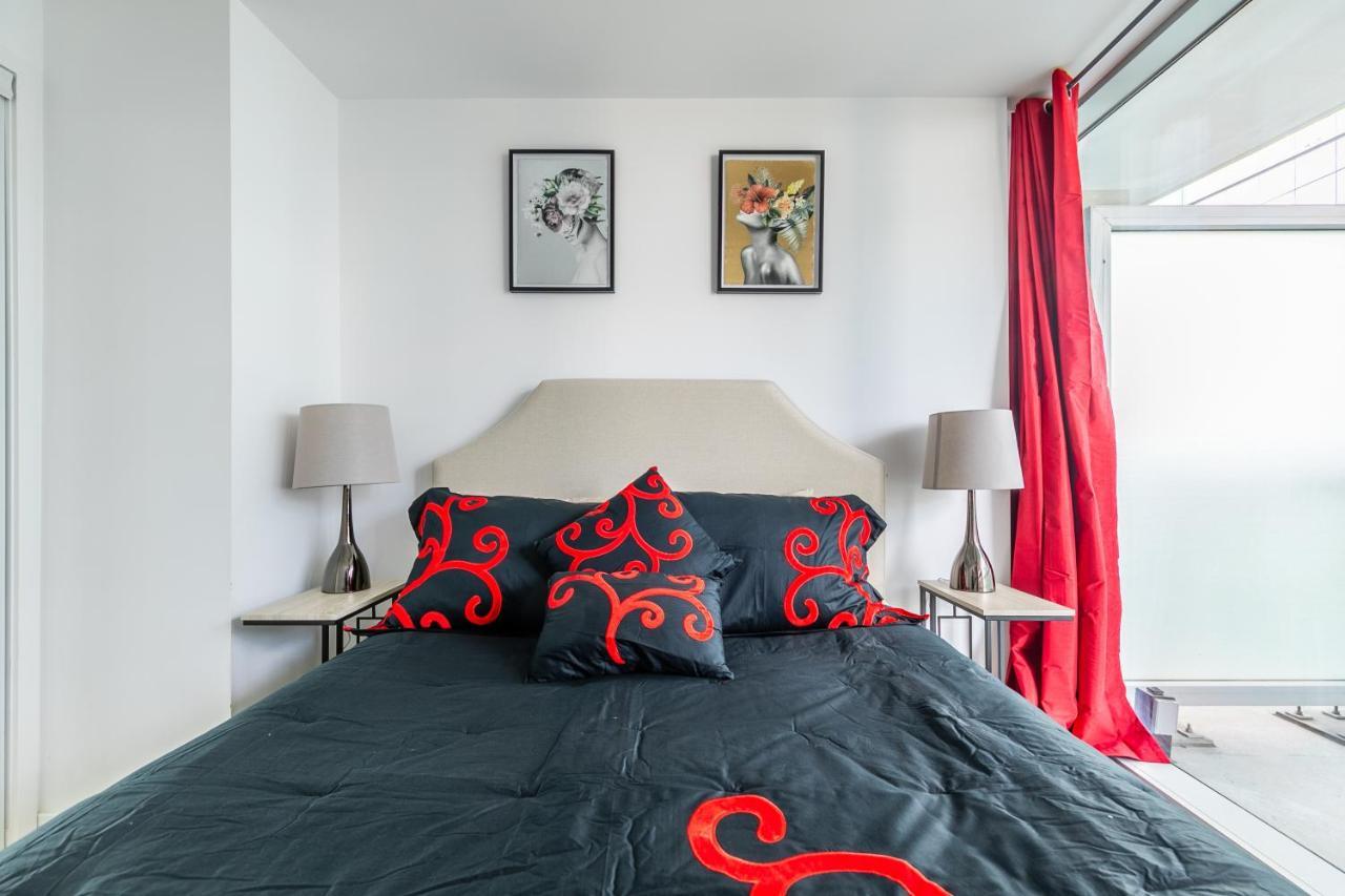 Marvelous Apartments In The Heart Of Торонто Экстерьер фото