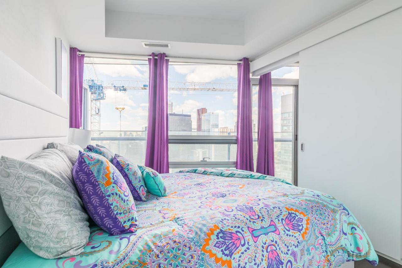 Marvelous Apartments In The Heart Of Торонто Экстерьер фото