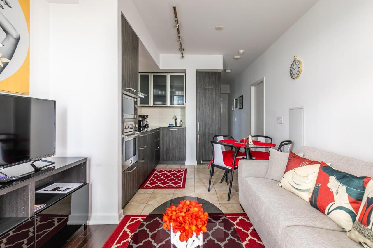 Marvelous Apartments In The Heart Of Торонто Экстерьер фото