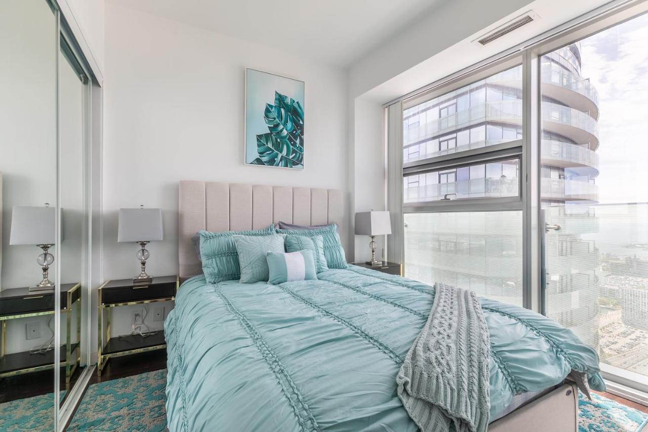 Marvelous Apartments In The Heart Of Торонто Экстерьер фото
